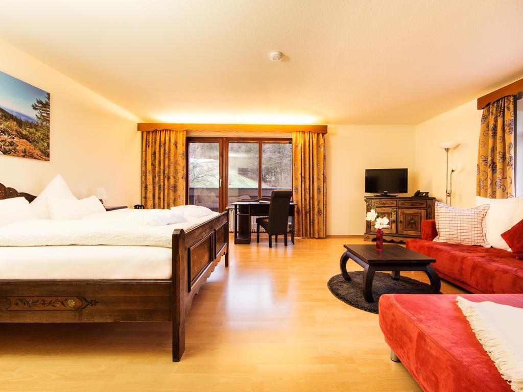 Relaxhotel Tannenhof Sasbachwalden Δωμάτιο φωτογραφία